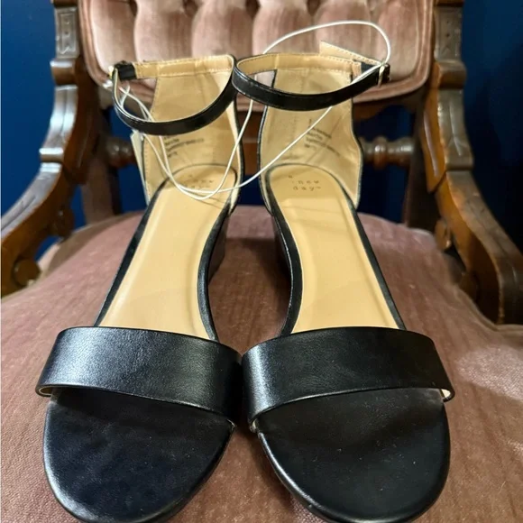 a new day black wedges size 9 NWT - Picture 3 of 4